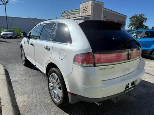 2010 Lincoln MKX Base