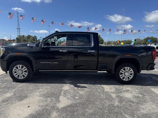 2023 GMC Sierra 2500 Denali