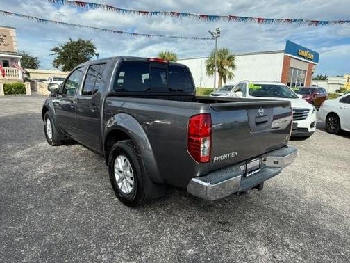 2021 Nissan Frontier SV