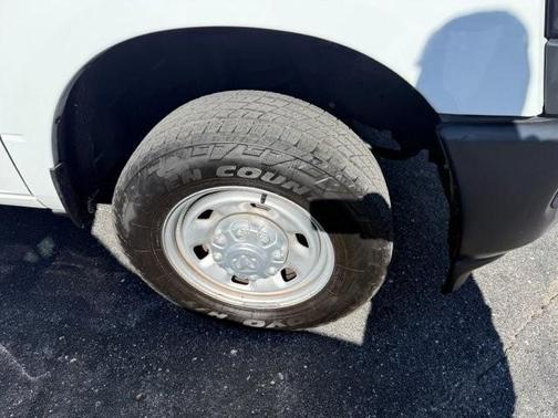 2023 RAM 2500 Tradesman Crew Cab 4x2 8' Box