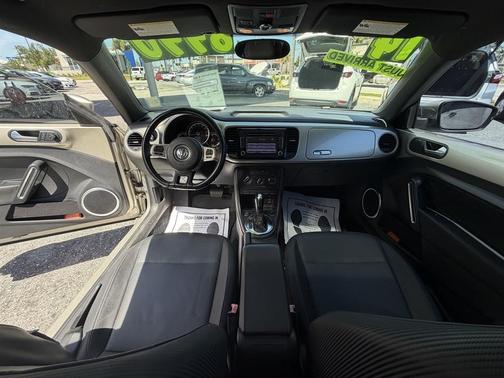 Tan 2014 Volkswagen Beetle 2.5L
