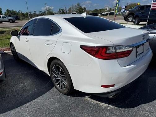 2017 Lexus ES 350 Base