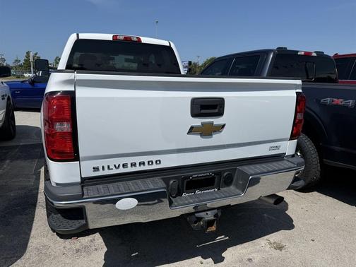 Summit White 2019 Chevrolet Silverado 2500 WT