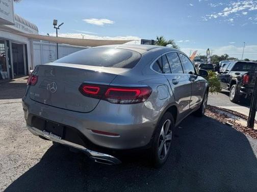 2021 Mercedes-Benz GLC 300 4MATIC Coupe