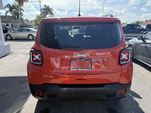 Omaha Orange Clearcoat 2021 Jeep Renegade Latitude