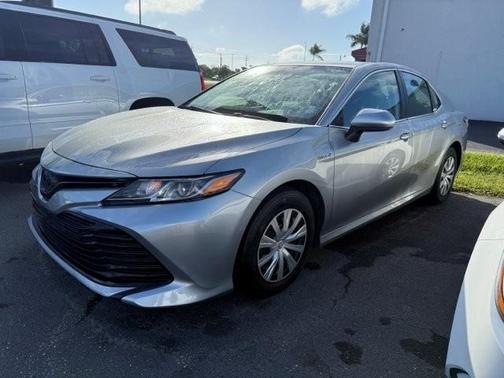 2020 Toyota Camry LE