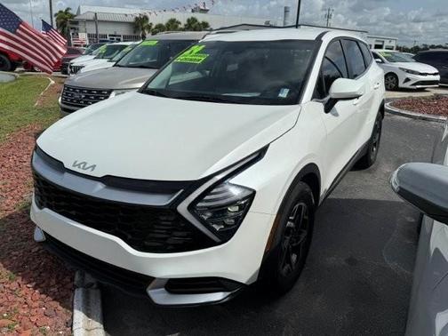 2024 Kia Sportage LX