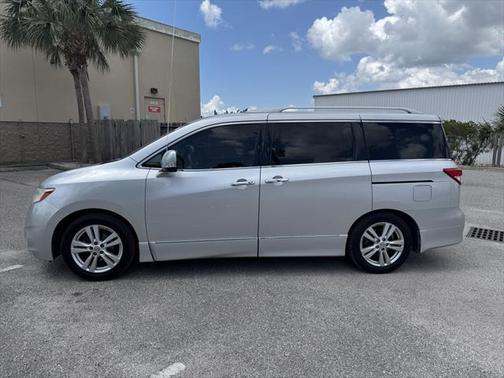 2012 Nissan Quest LE