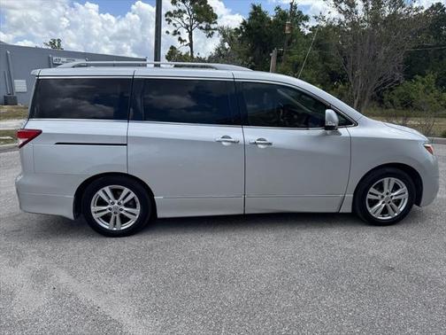 2012 Nissan Quest LE