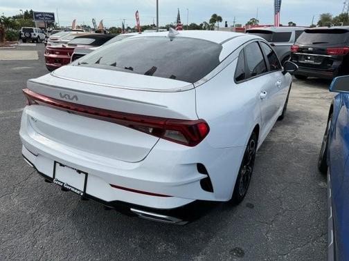 2021 Kia K5 LXS