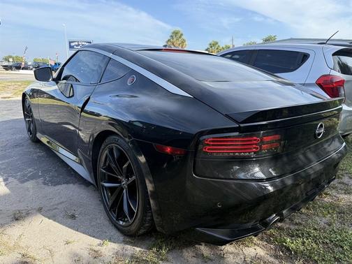 Black Diamond Pearl 2025 Nissan Z Performance Automatic Transmission