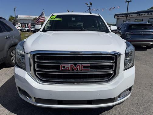 White 2015 GMC Yukon XL 1500 SLT
