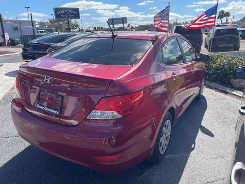 2013 Hyundai Accent GLS