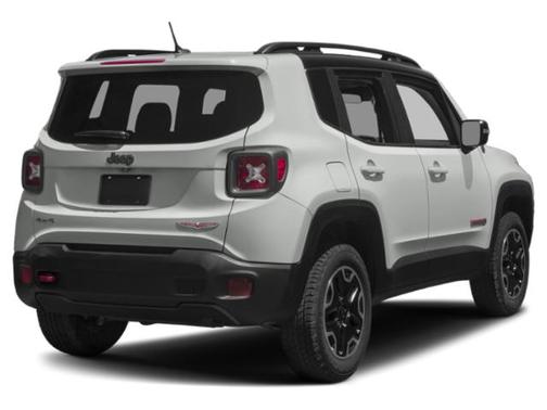 Alpine White 2015 Jeep Renegade Trailhawk