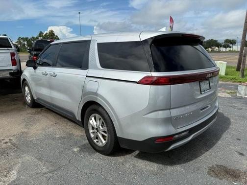 2022 Kia Carnival LXS