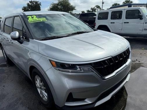 2022 Kia Carnival LXS