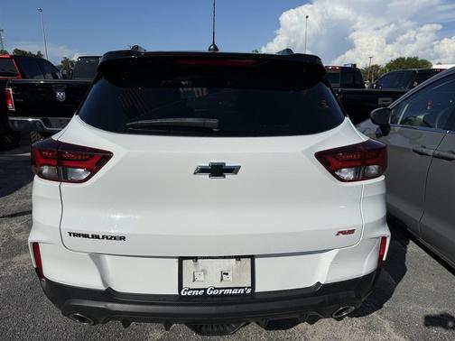 White 2023 Chevrolet Trailblazer RS