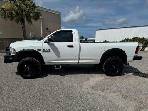 2017 RAM 3500 Tradesman Regular Cab 4x4 8' Box