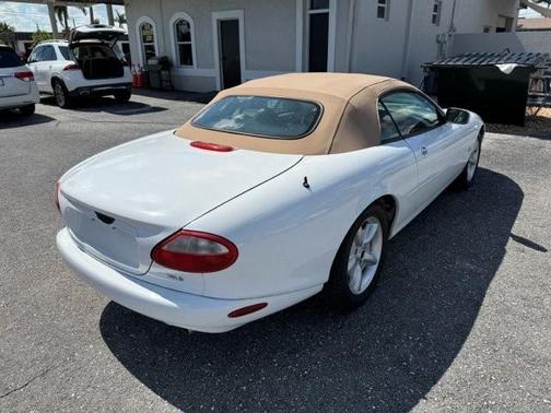 1999 Jaguar XK8