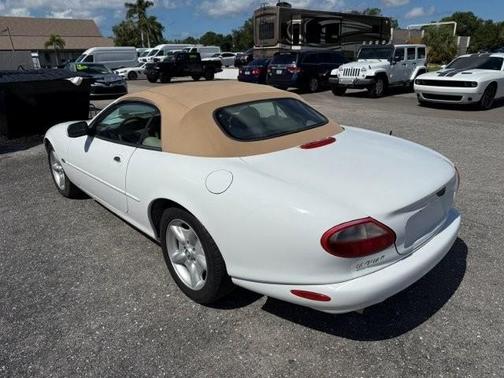 1999 Jaguar XK8