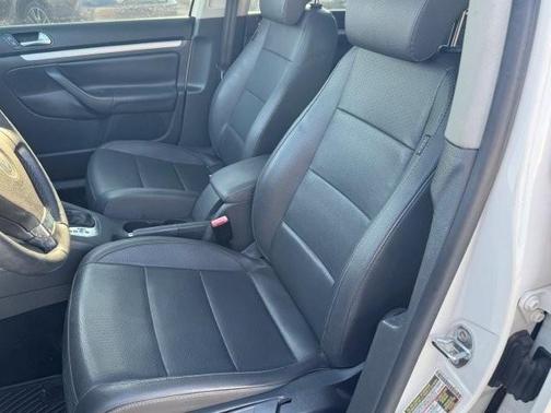 2009 Volkswagen Jetta 2.5 SE SportWagen