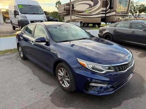2019 Kia Optima LX