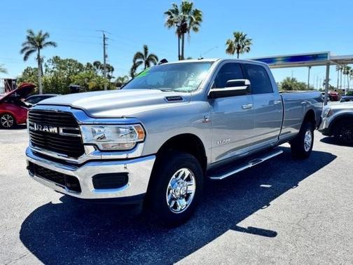 2021 RAM 2500 Big Horn Crew Cab 4x4 8' Box