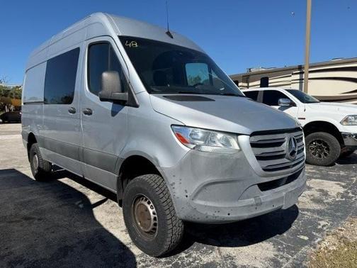 2019 Mercedes-Benz Sprinter 2500 Standard Roof