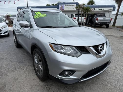 Brilliant Silver 2014 Nissan Rogue SL