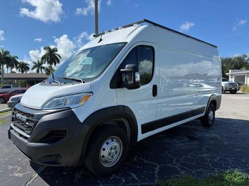 Bright White Clearcoat 2023 RAM ProMaster 2500 High Roof