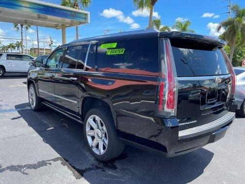 2018 Cadillac Escalade ESV Premium Luxury