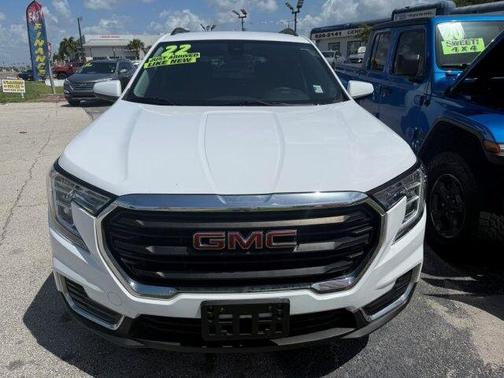 Summit White 2022 GMC Terrain SLE