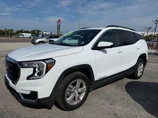 Summit White 2022 GMC Terrain SLE