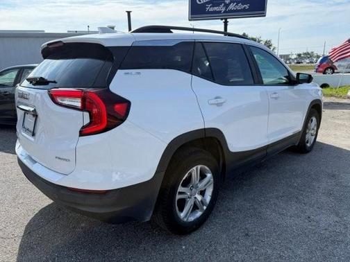 Summit White 2022 GMC Terrain SLE