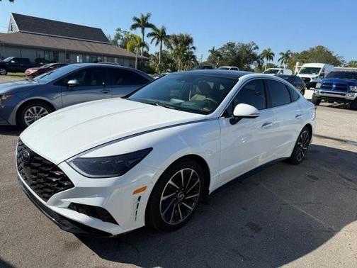 2021 Hyundai SONATA Limited