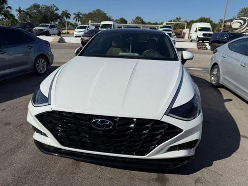 2021 Hyundai SONATA Limited