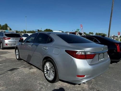 2015 Lexus ES 350 Crafted Line
