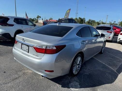 2015 Lexus ES 350 Crafted Line