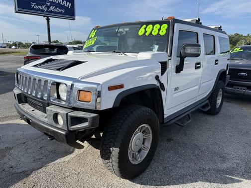White 2006 Hummer H2 Base