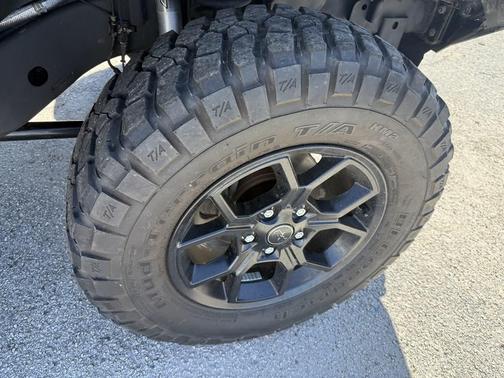 Billet Silver Metallic Clearcoat 2018 Jeep Wrangler JK Unlimited Sahara