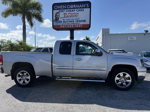 Pure Silver Metallic 2010 GMC Sierra 1500 SLE