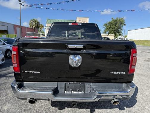 Diamond Black Crystal Pearlcoat 2019 RAM 1500 Limited