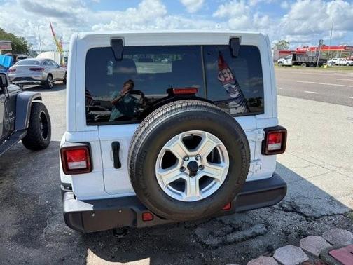 2021 Jeep Wrangler Unlimited Sahara