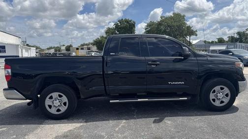 Midnight Black Metallic 2018 Toyota Tundra SR