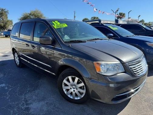 2015 Chrysler Town & Country Touring