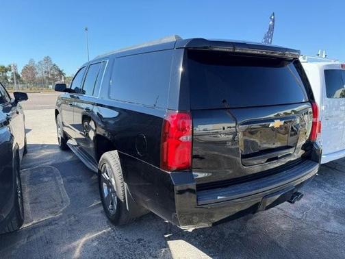 2017 Chevrolet Suburban LT