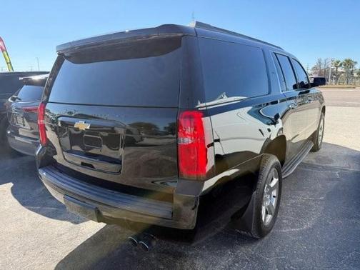 2017 Chevrolet Suburban LT