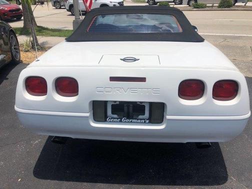 Photo 3 of 7 of 1995 Chevrolet Corvette