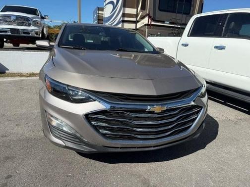 2022 Chevrolet Malibu FWD LT