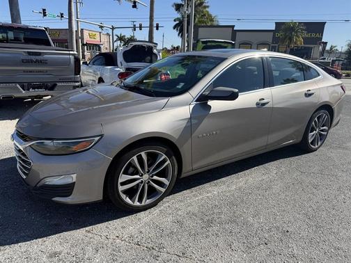 2022 Chevrolet Malibu FWD LT